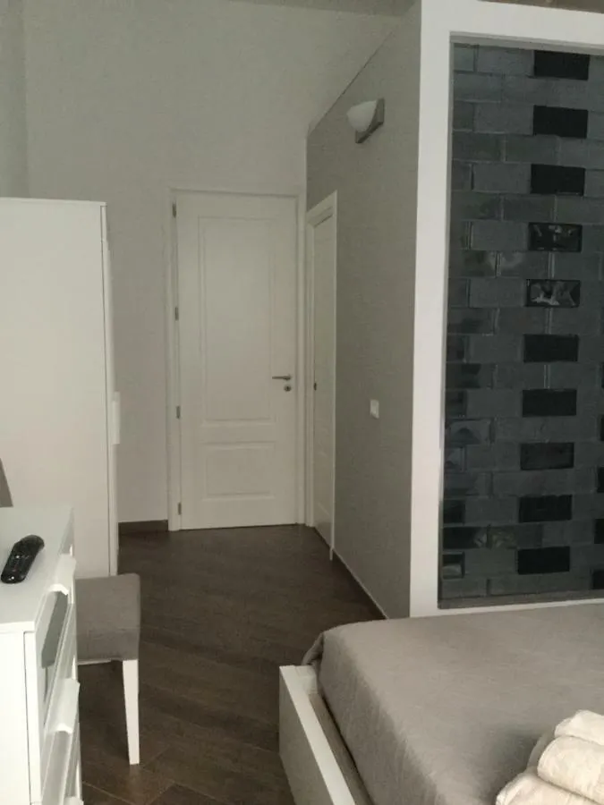 Maqueda Suiterooms Palermo Bed & Breakfast