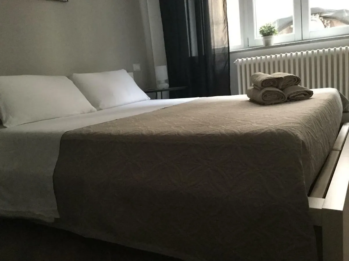 Maqueda Suiterooms Παλέρμο Bed and Breakfast